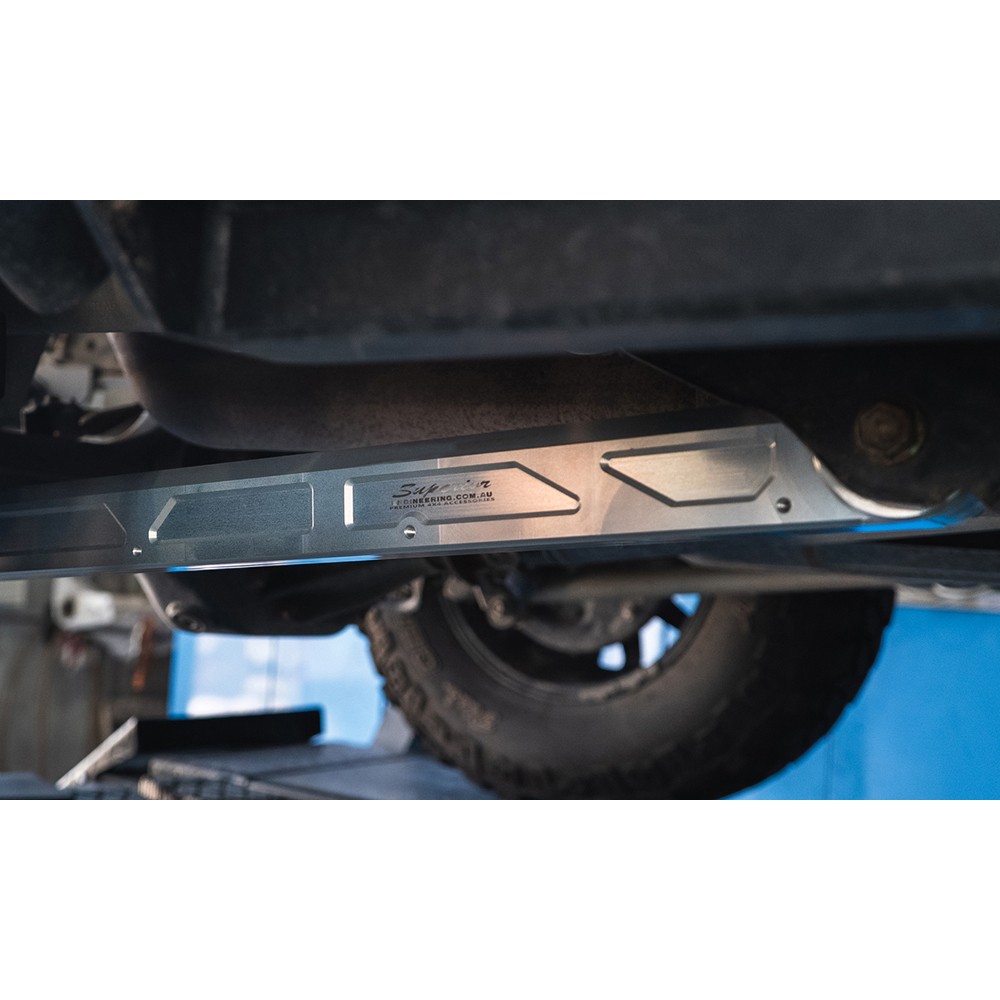 aluminiowe-wahacze-dolne-tyl-superior-engineering-lift-0-2 aluminiowe-wahacze-dolne-tyl-superior-engineering-lift-0-2