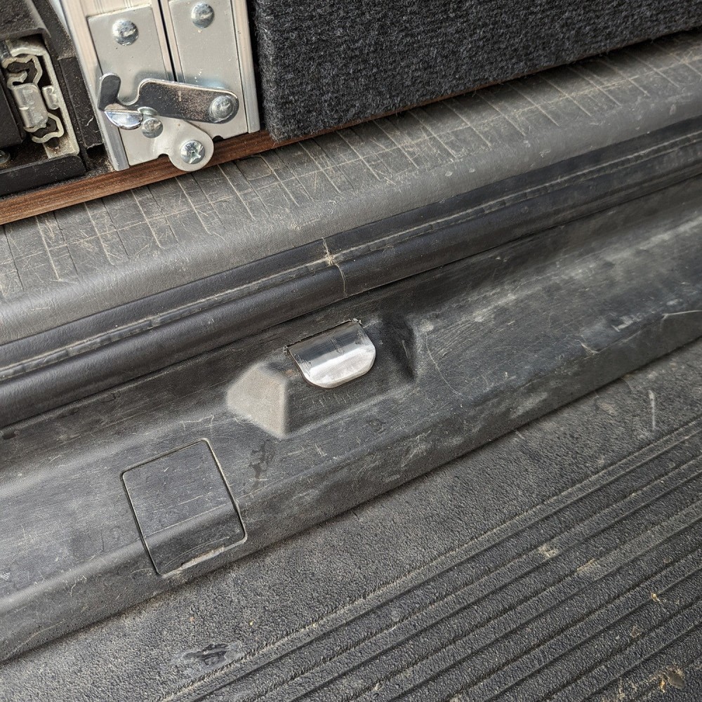 mocowanie-kola-zapasowego-bison-gear mocowanie-kola-zapasowego-bison-gear