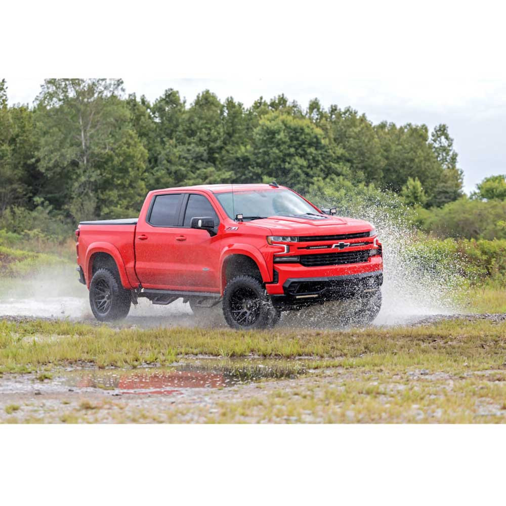 nakladka-na-zderzak-przod-z-oswietleniem-led-rough-country nakladka-na-zderzak-przod-z-oswietleniem-led-rough-country