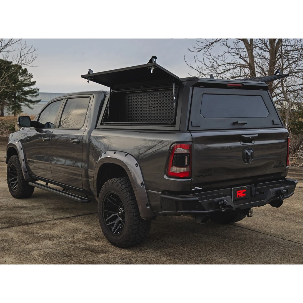 polka-z-panelem-montazowym-molle-strona-kierowcy-rough-country polka-z-panelem-montazowym-molle-strona-kierowcy-rough-country