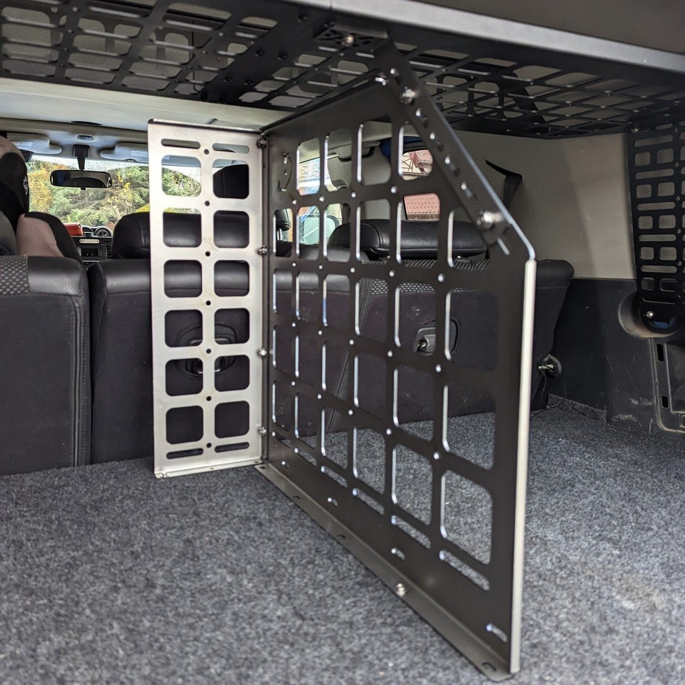 przegroda-bagaznika-bison-gear przegroda-bagaznika-bison-gear