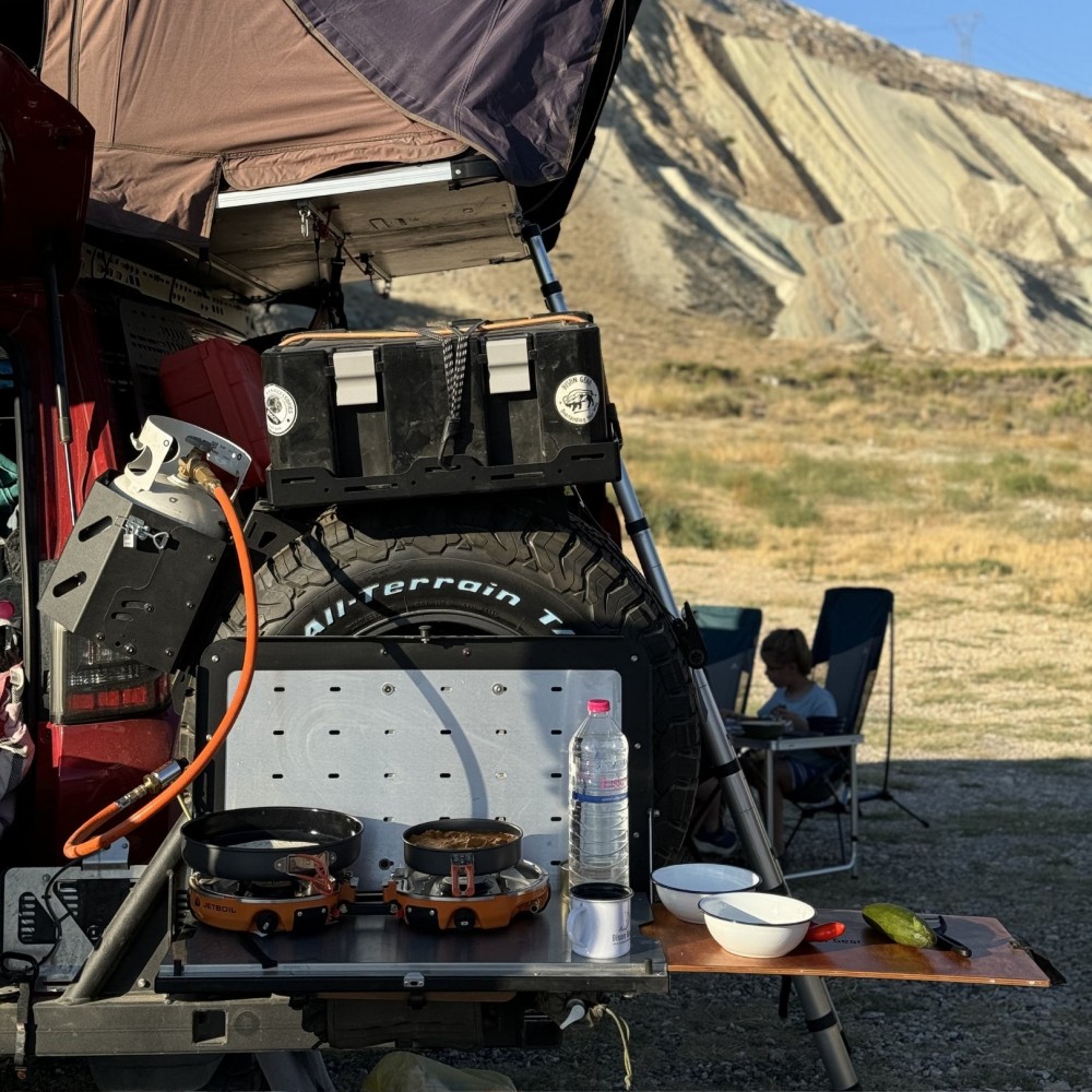 taca-na-kolo-zapasowe-bison-gear taca-na-kolo-zapasowe-bison-gear