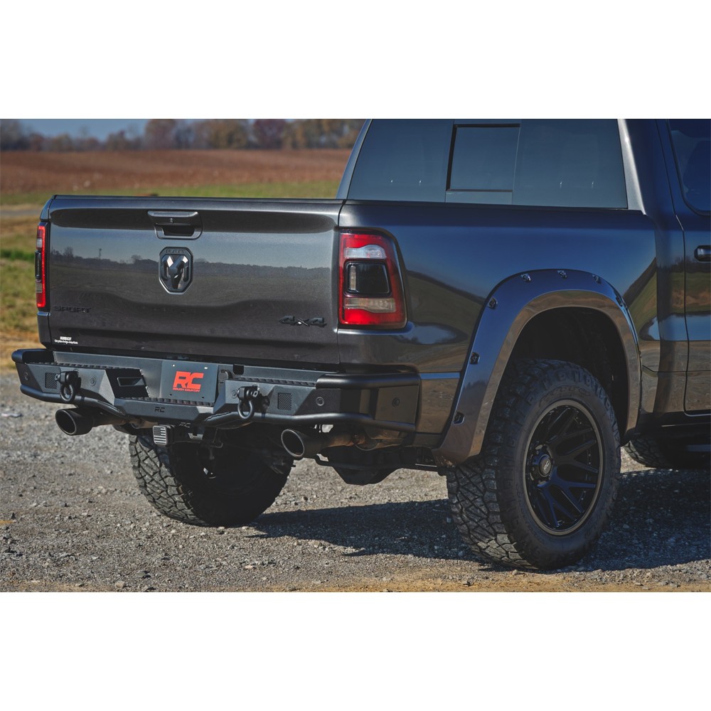 zderzak-stalowy-rurowy-tyl-rough-country zderzak-stalowy-rurowy-tyl-rough-country