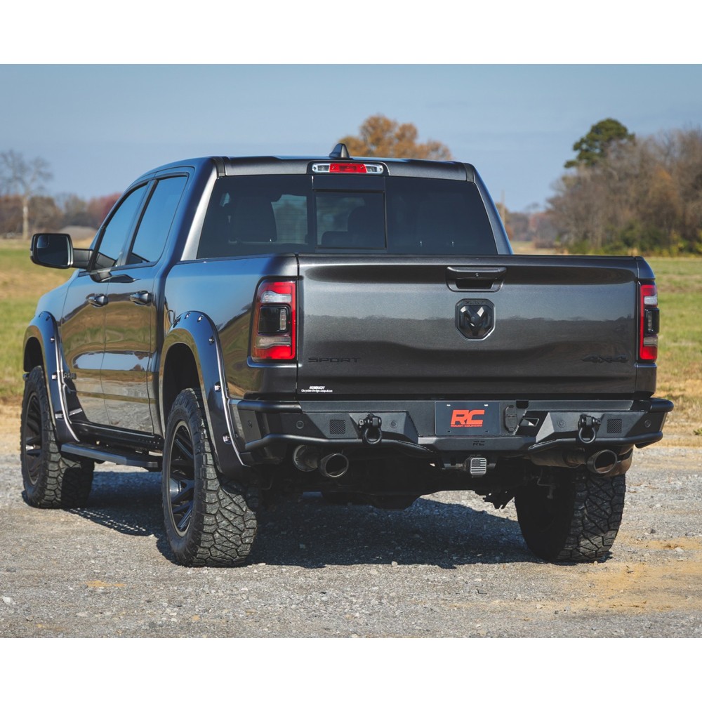 zderzak-stalowy-rurowy-tyl-rough-country zderzak-stalowy-rurowy-tyl-rough-country