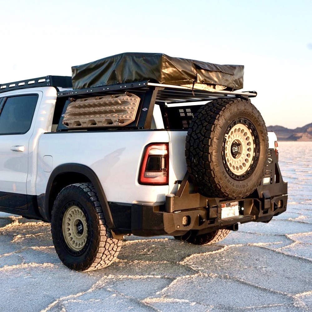 zderzak-z-podwojnym-uchwytem-na-kolo-zapasowe-expedition-one-rangemax zderzak-z-podwojnym-uchwytem-na-kolo-zapasowe-expedition-one-rangemax