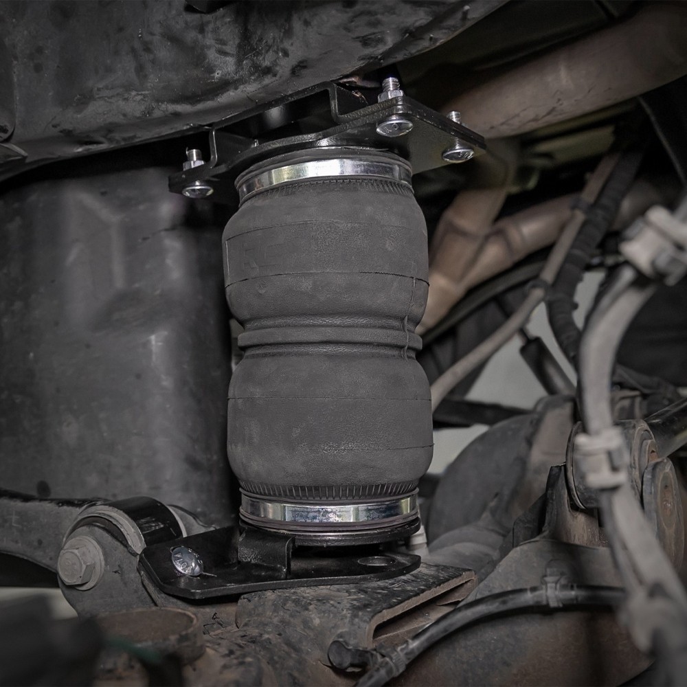 zestaw-pneumatyczny-poziomujacy-zawieszenie-tyl-rough-country-lift-4 zestaw-pneumatyczny-poziomujacy-zawieszenie-tyl-rough-country-lift-4