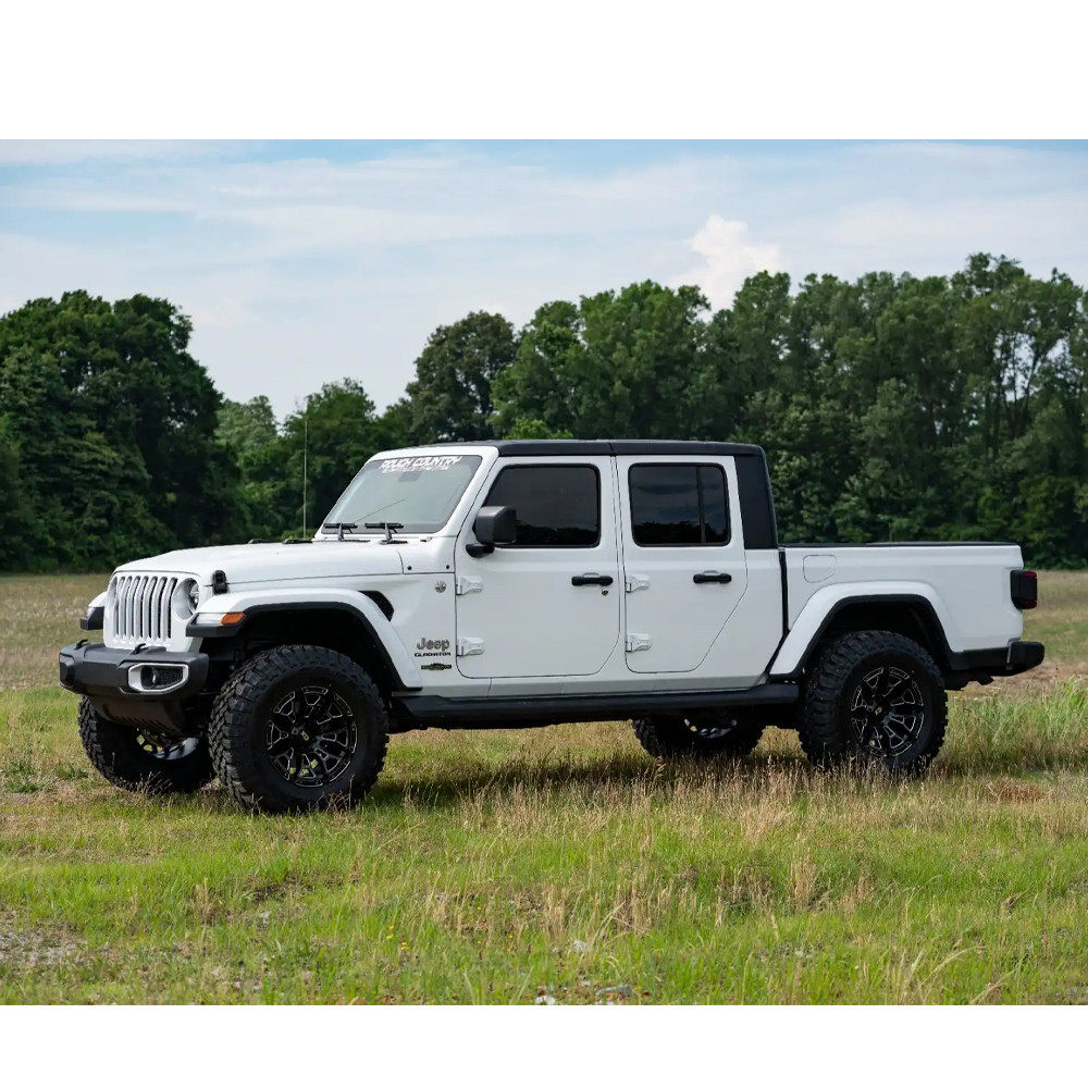 zestaw-wyrownujacy-rough-country-lift-25 zestaw-wyrownujacy-rough-country-lift-25