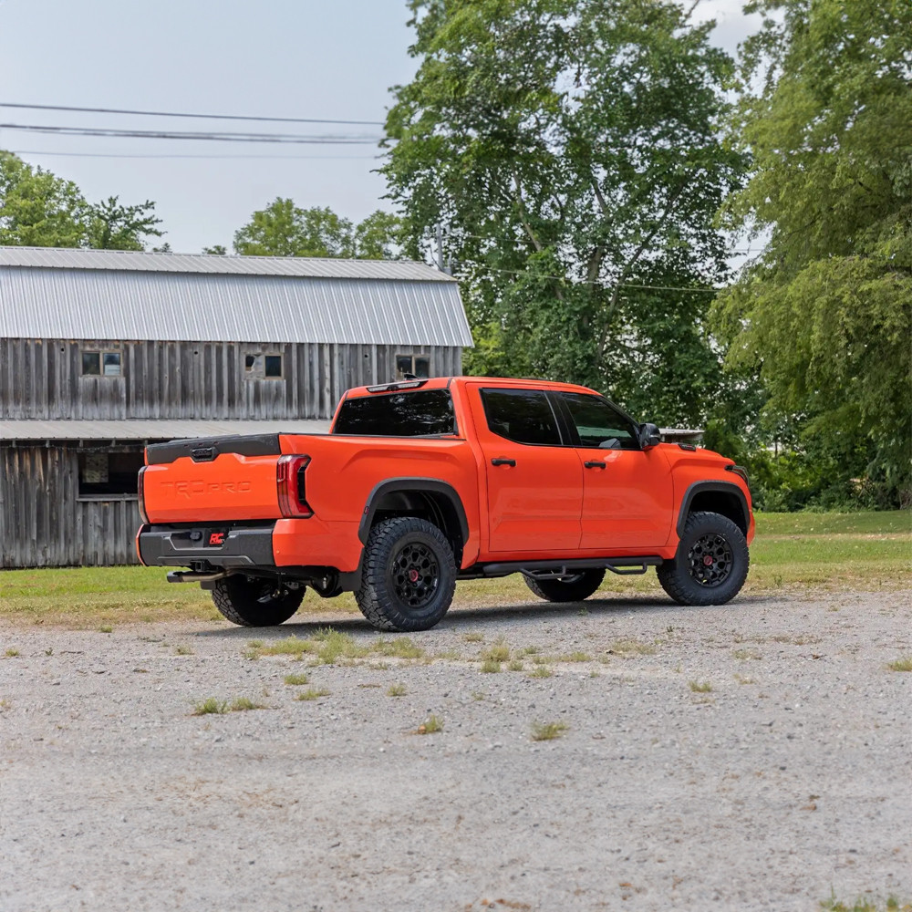 zestaw-zawieszenia-rough-country-trd-pro-series-lift-25 zestaw-zawieszenia-rough-country-trd-pro-series-lift-25