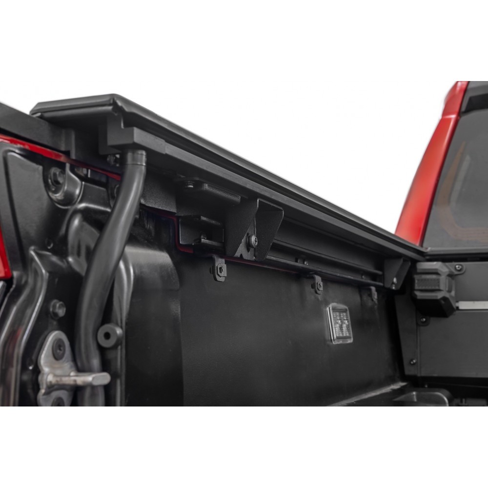 elektryczna-roleta-pokrywa-paki-aluminiowa-rough-country-5- elektryczna-roleta-pokrywa-paki-aluminiowa-rough-country-5-