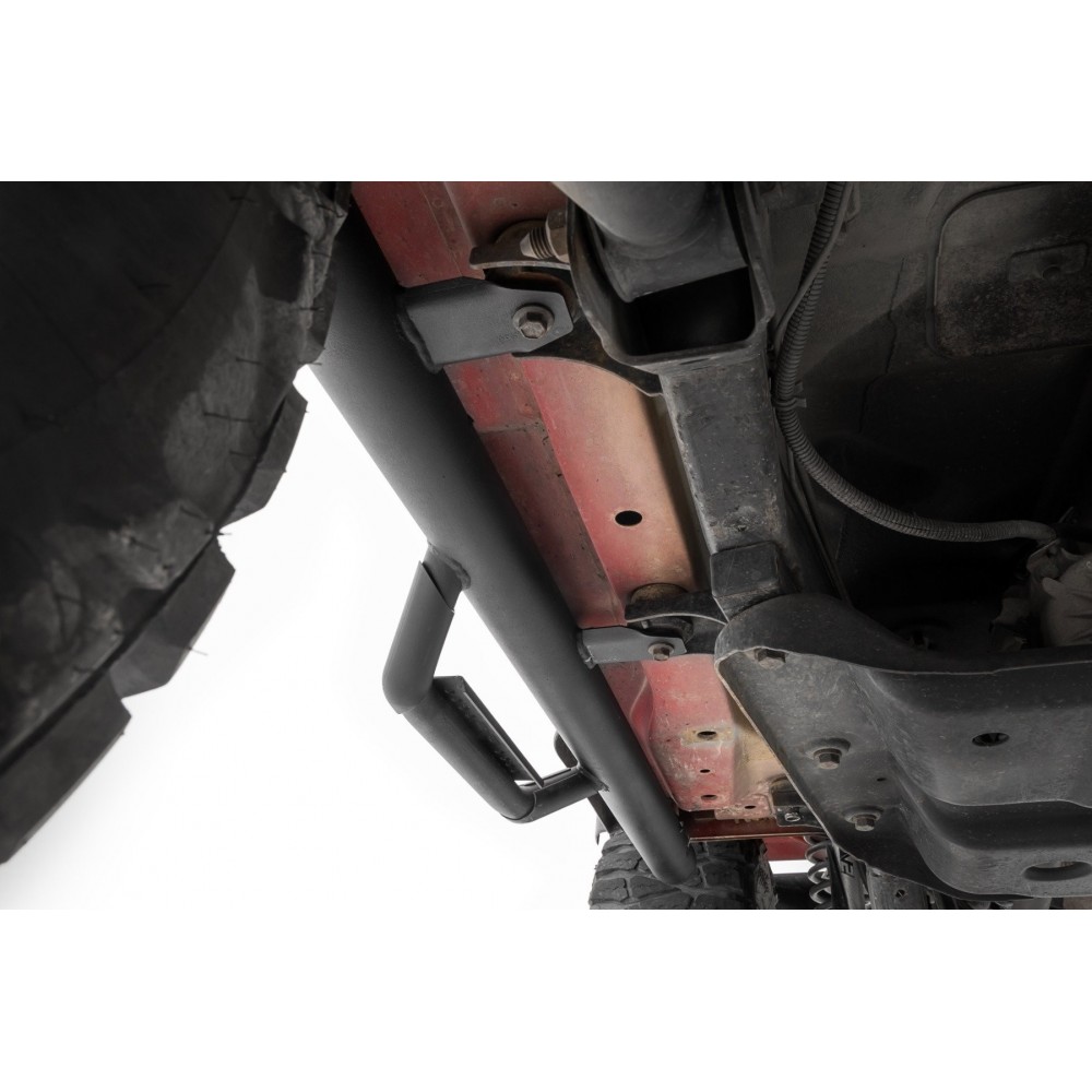 progi-stopnie-boczne-czarne-rough-country-nerf-steps progi-stopnie-boczne-czarne-rough-country-nerf-steps