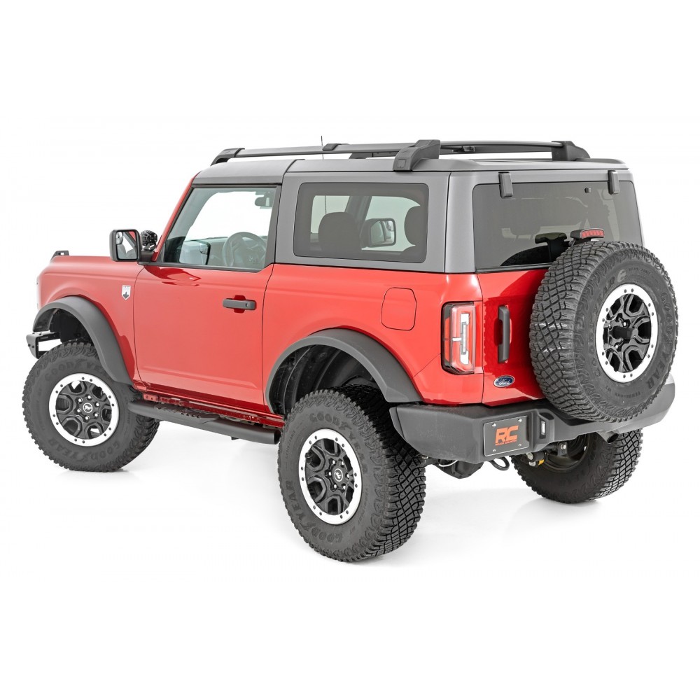 progi-stopnie-boczne-czarne-rough-country-oval-nerf-steps progi-stopnie-boczne-czarne-rough-country-oval-nerf-steps