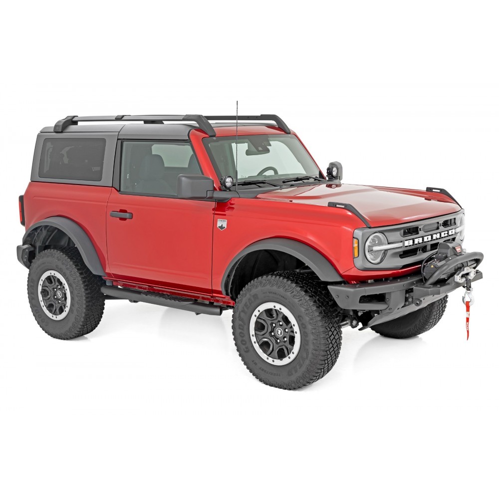 progi-stopnie-boczne-czarne-rough-country-oval-nerf-steps progi-stopnie-boczne-czarne-rough-country-oval-nerf-steps