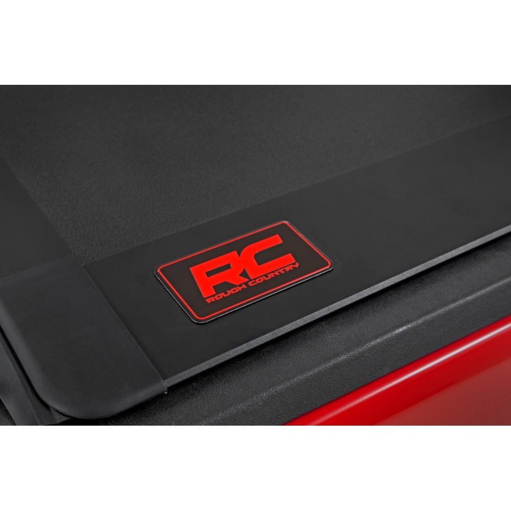 twarda-pokrywa-paki-tri-fold-flip-up-rough-country-5- twarda-pokrywa-paki-tri-fold-flip-up-rough-country-5-