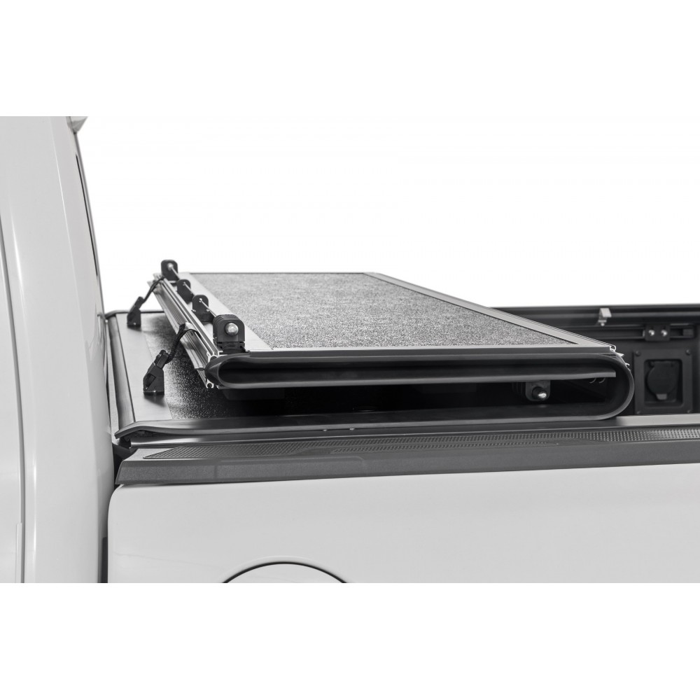 twarda-pokrywa-paki-tri-fold-niski-profil-rough-country-5- twarda-pokrywa-paki-tri-fold-niski-profil-rough-country-5-